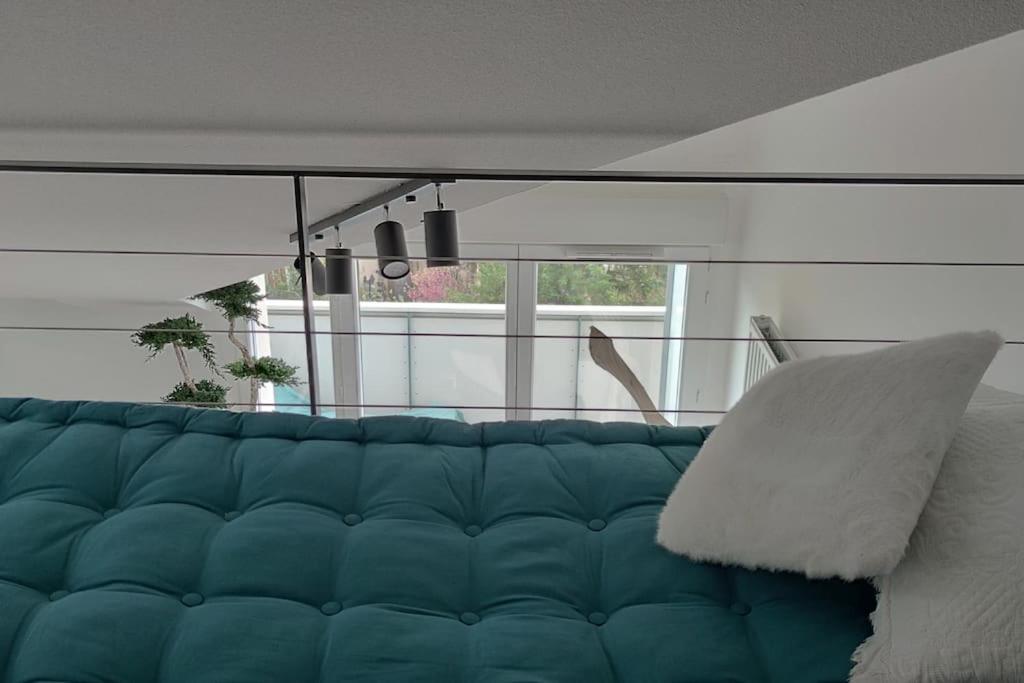 Appart & Fleurinoise Balcon Ascenseur Climatisation Fleurieux-sur-lʼArbresle Eksteriør billede